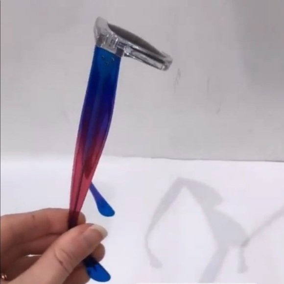 🗽 Celine Sunglasses - Picture 2 of 5